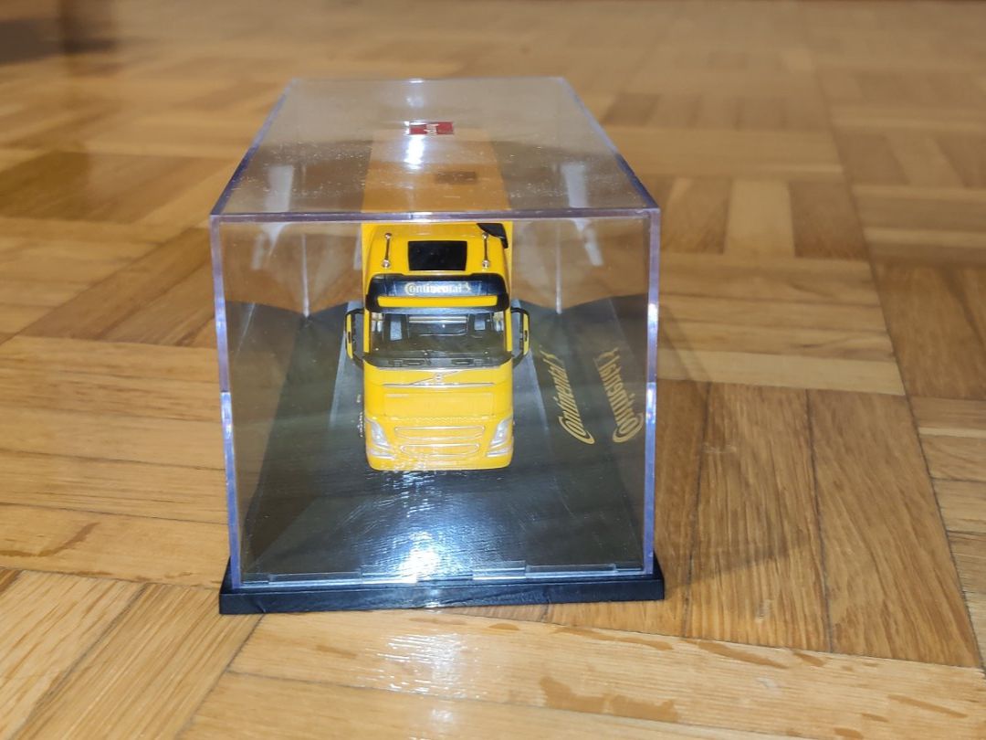 Herpa Modellini d'auto: herpa Volvo Continental – Usato da Winterthur venduto da SilWi 1