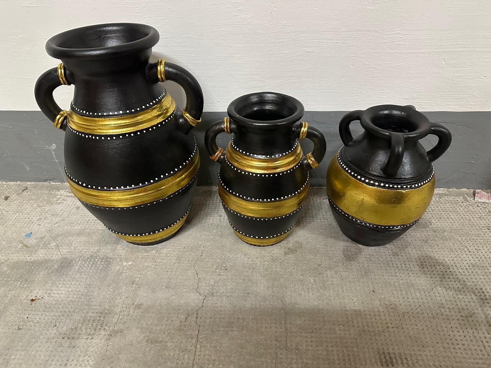 Töpfe: Set mit 3 Töpfen / Gold Schwarz / Ton – Gebraucht aus Gipf-Oberfrick von nobi97