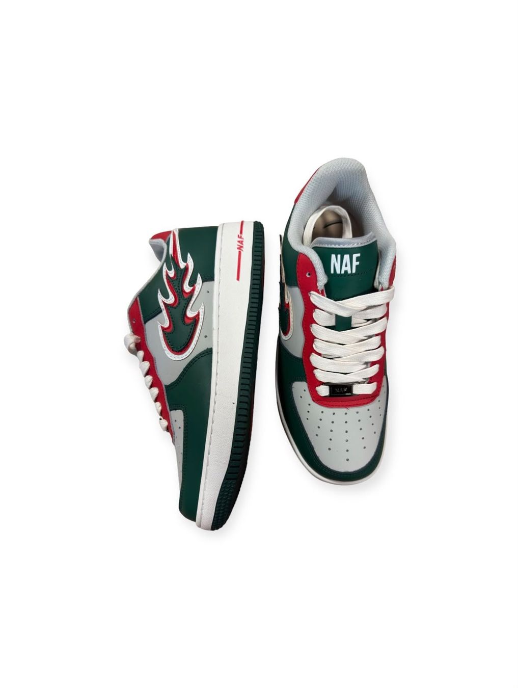 Chaussures hommes: NAF Global Custom Air Force 1 EU 39 – Neuf avec emballage d'origine à Gampel par hil_q526
