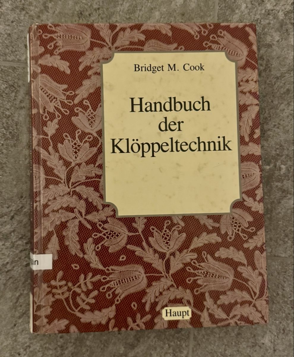 Libri: Klöppelhandbuch, Guten Zustand – Nuovo (secondo la descrizione) da Hallau venduto da Stalumex