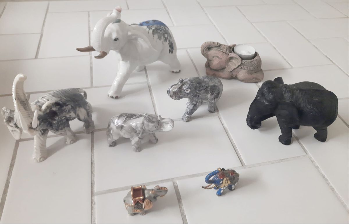 Statuette: Set mit kleinen Deko Elefanten – Usato da Basel venduto da Tshabajuju