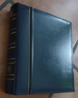 Album mit FL-Briefmarken und Ansichtskarten