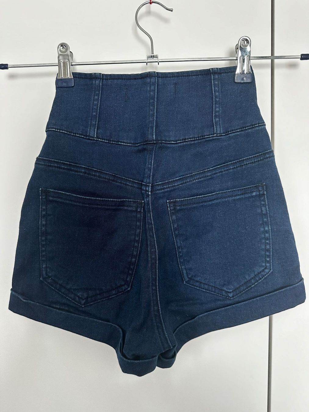 Tally Weijl Hosen: Tally Weijl Shorts Grösse 32 – Gebraucht aus Wagenhausen von vintagesecondhand 1