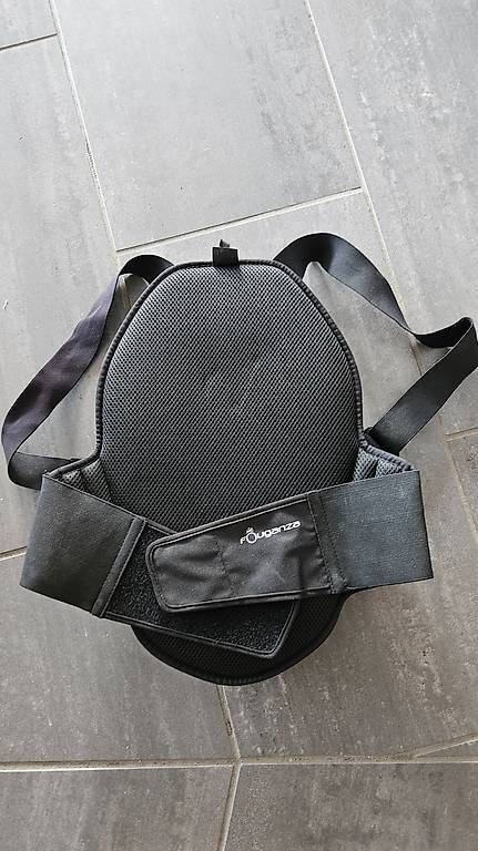 Schutz & Schoner: Dorsale cheval cavalier  – Gebraucht aus Ste-Croix von tougaz 1