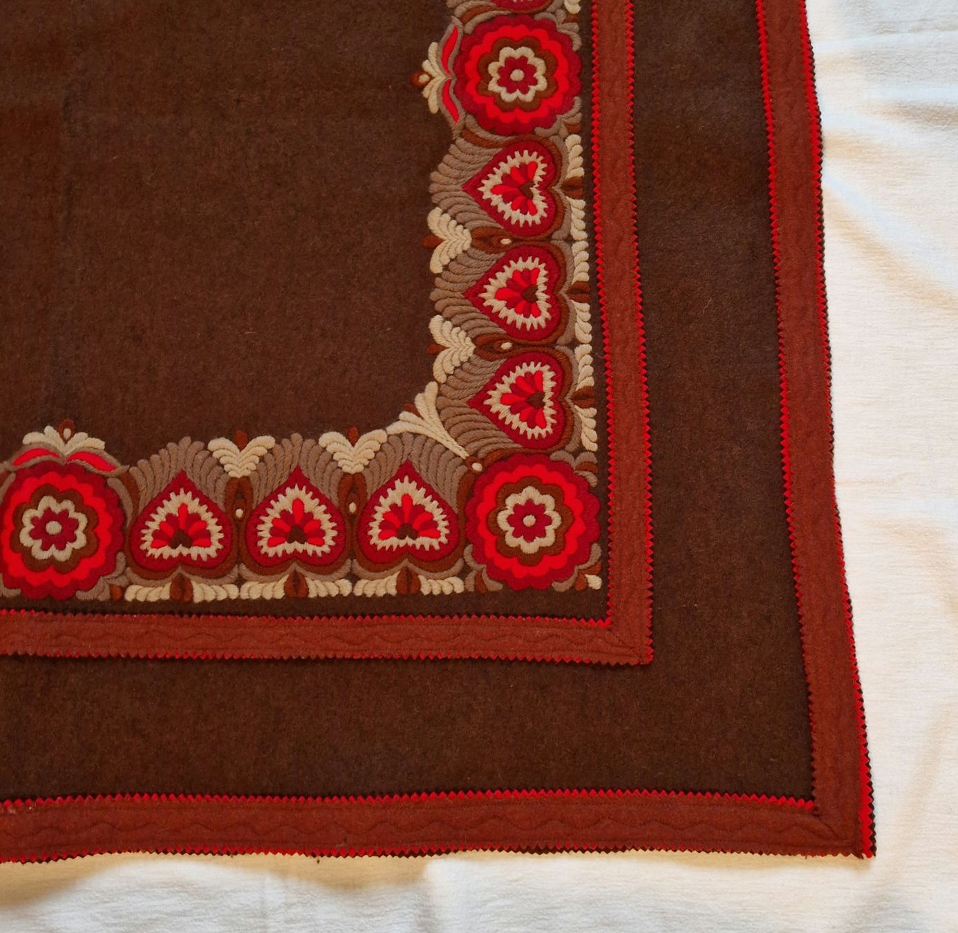 Coperte: Einzigartiges Tischtuch 97cm x 100cm – Usato da Muri b. Bern venduto da rol_xtf8 1