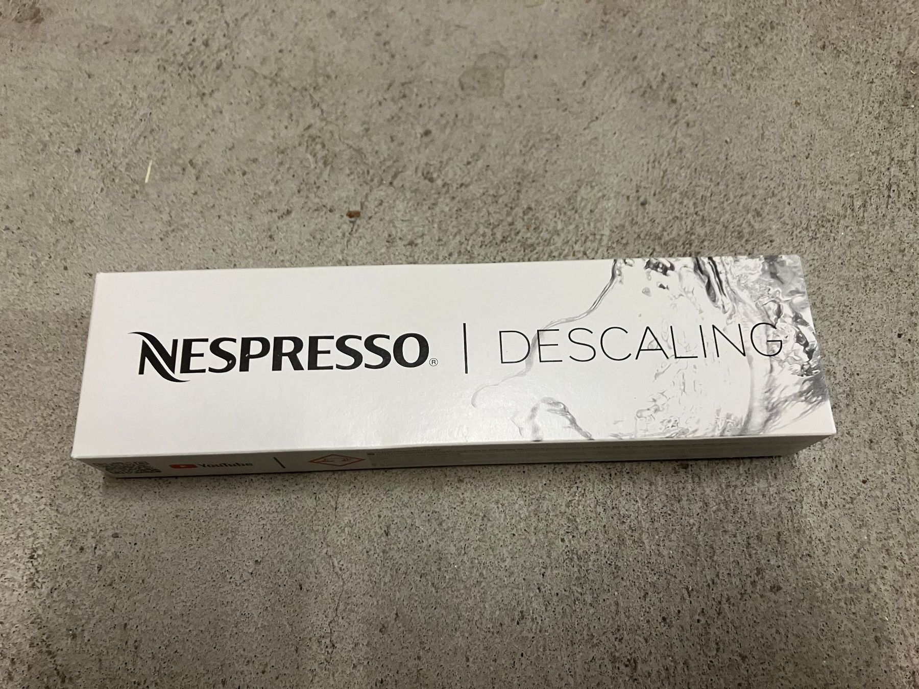 Nespresso Macchine per caffè & Macchine per espresso: Nespresso Inissia D40 CH Black – Usato da Bonstetten venduto da __sunshine__ 5