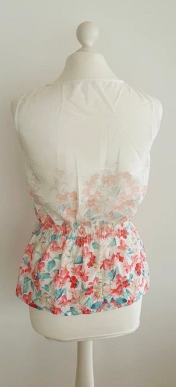 Camicette: Bluse leicht luftig Gr. 34 weiss blumig – Usato da Stansstad venduto da InStyle8 3