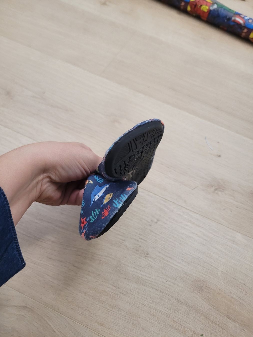 Schuhe für Jungen: Badeschuh Gr. 26/27 – Gebraucht aus Lupsingen von sta_wgg5 4