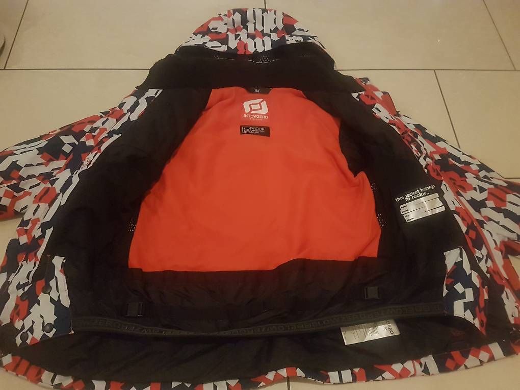 Vestes & Manteaux: Kinder-Skijacke Belowzero – D'occasion à Baar par Famar5 1
