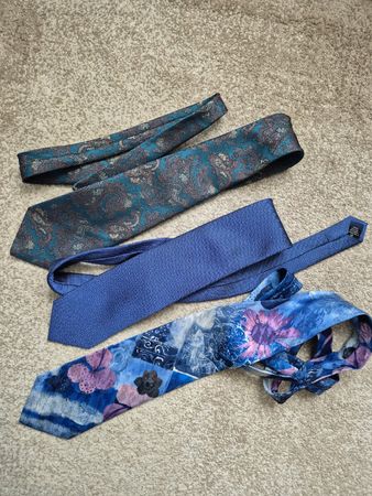 Krawatten Set, 3 Stück, verschiedene Designs, Top Zustand