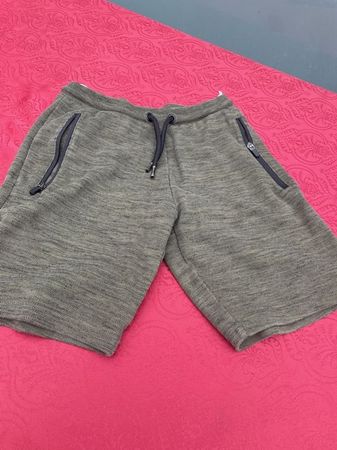 Junge Hose Shorts grau 146