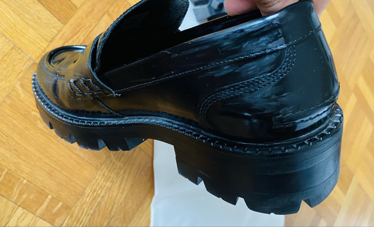 Massimo Dutti Scarpe da donna: Schwarze Lack-Loafer mit Profilsohle – Usato da Lugano venduto da mariavenezia 6