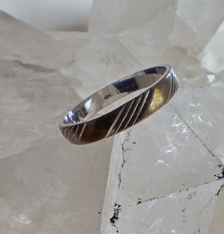 Ringe: RING IN 925 SILBER MIT GOLDAPPLIKATION – Gebraucht aus Romanshorn von Glitzer-Paradies 2