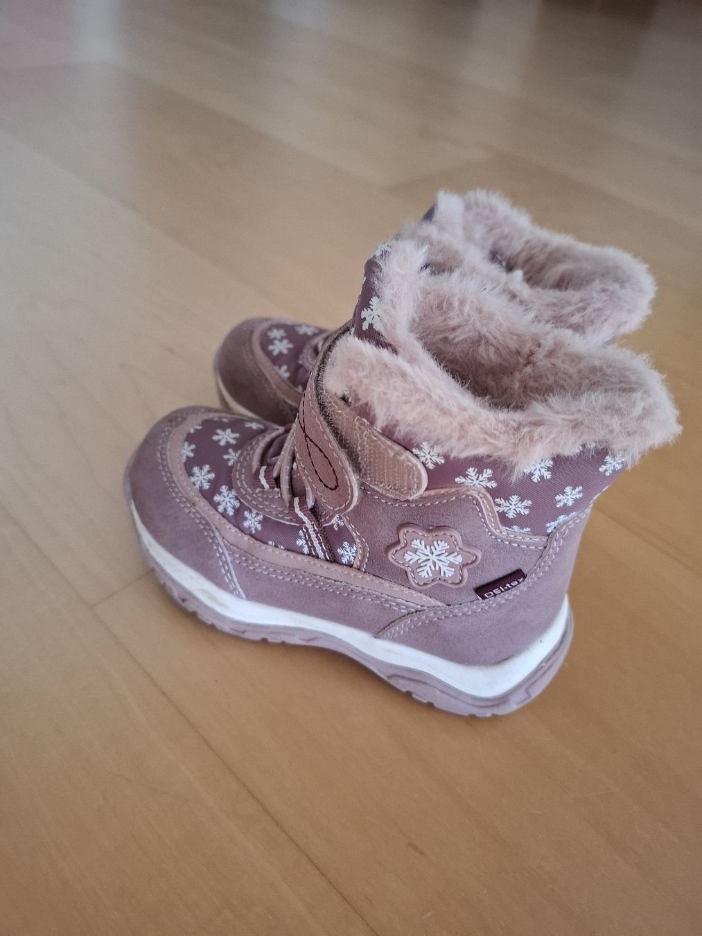 Scarpe per ragazzi: Winterstiefel Kinder Grösse 23 – Usato da Lütisburg venduto da amerika123 1