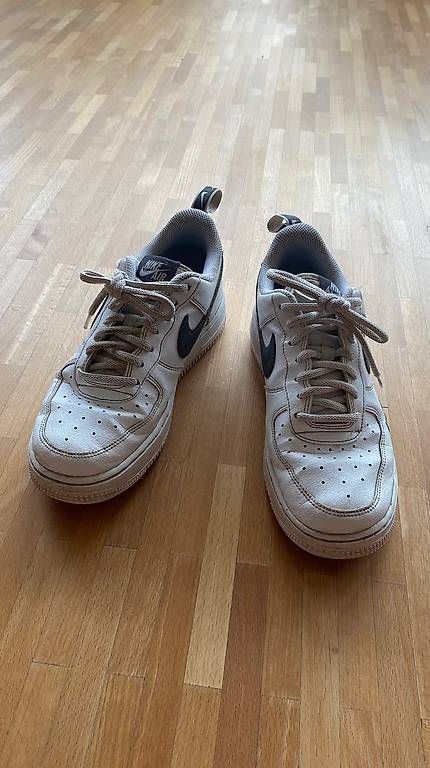 Scarpe da donna: Nike Airforce, Grösse 38,5/5,5 – Usato da Winterthur venduto da Lini08 1