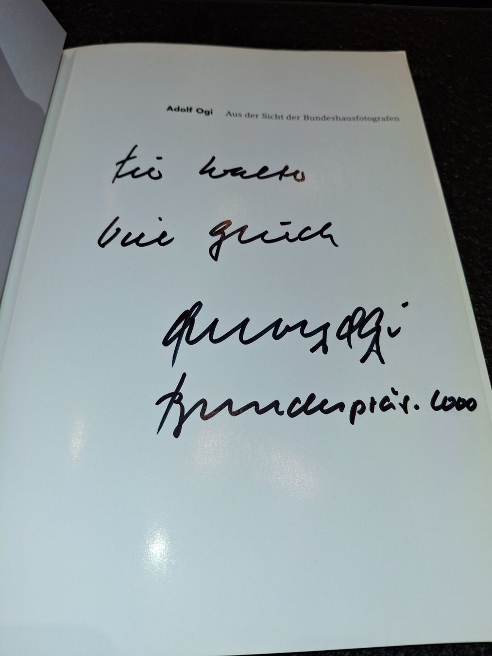 Libri: Adolf Ogi signiertes Buch "OGI" – Usato da Horriwil venduto da TOKYONIGHTS 1