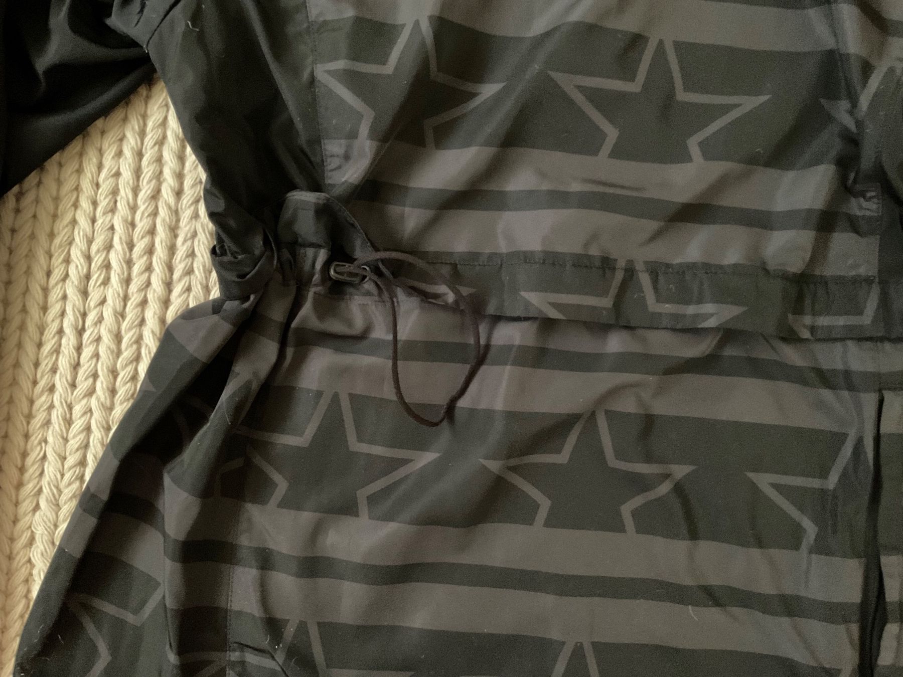 Calvin Klein Jacken: Calvin Klein Performance tolle Jacke Gr.L & neuwertig – Neu (gemäss Beschreibung) aus Weiningen ZH von moon-55 6