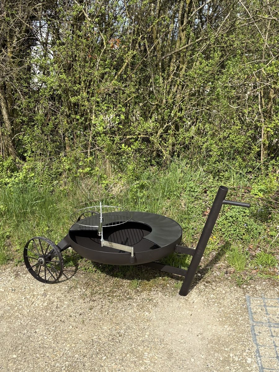 Griglie: fahrbare Feuerschale mit Grillring – Nuovo (secondo la descrizione) da Oberwil-Lieli venduto da metal-works 9