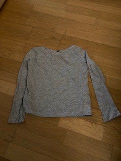 Maglioni & Felpe: Pull léger t.128 – Usato da Boudry venduto da Lamue01 1