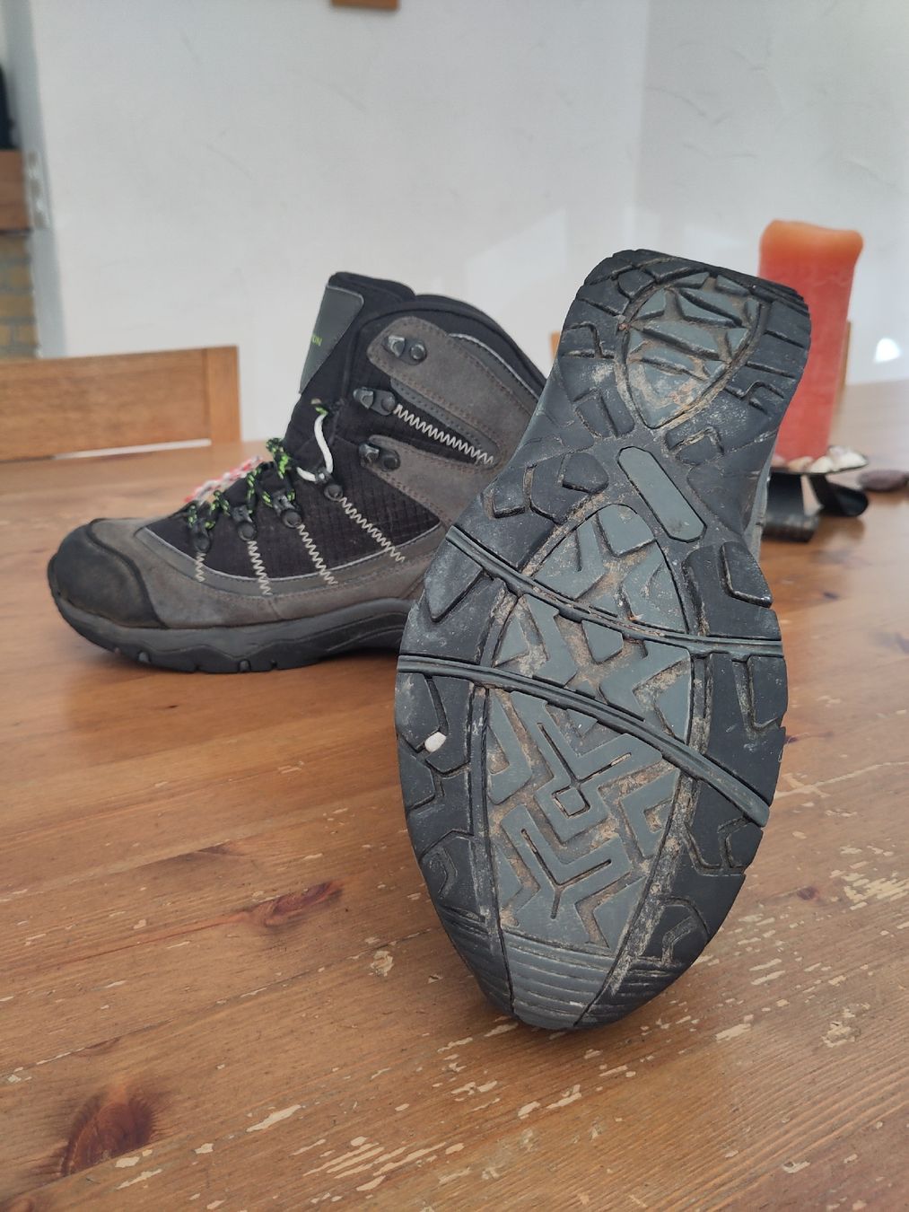 Trevolution Scarpe da uomo: Wanderschuhe Gr. 42 – Usato da Affoltern am Albis venduto da T.i.d.e 1