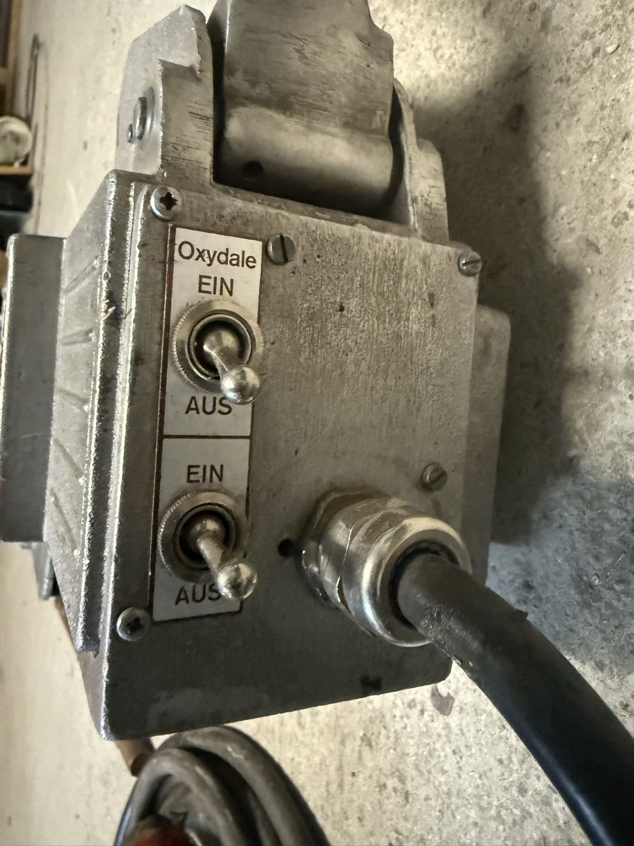 Postes à souder: Punktschweisszange – D'occasion à Sirnach par S54Power 2
