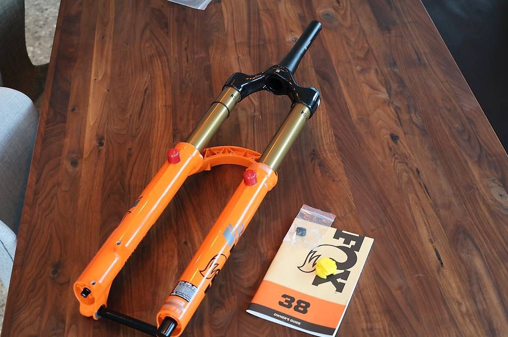 Fox Ersatzteile: Federgabel: Fox 2026 FACTORY 38 FLOAT 29 170 – Neu (gemäss Beschreibung) aus Chur von Jura_Rider 1