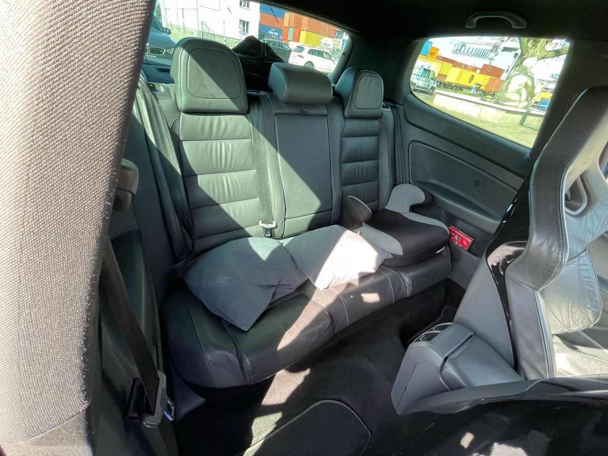 VW Automobili: Volkswagen Golf R32 – Usato da Basel venduto da pit_11 2