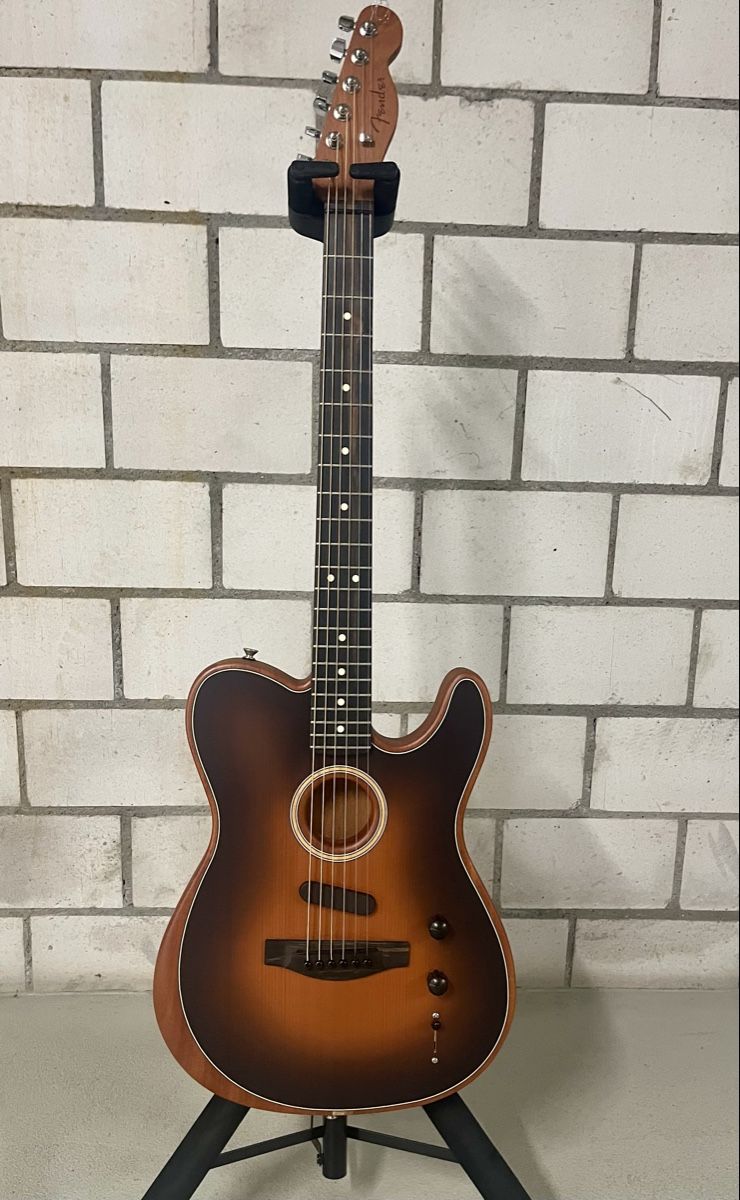 Fender Strumenti musicali: Fender American Acoustasonic Telecaster. Perfect condition. – Nuovo (secondo la descrizione) da Winterthur venduto da iri_9qr6