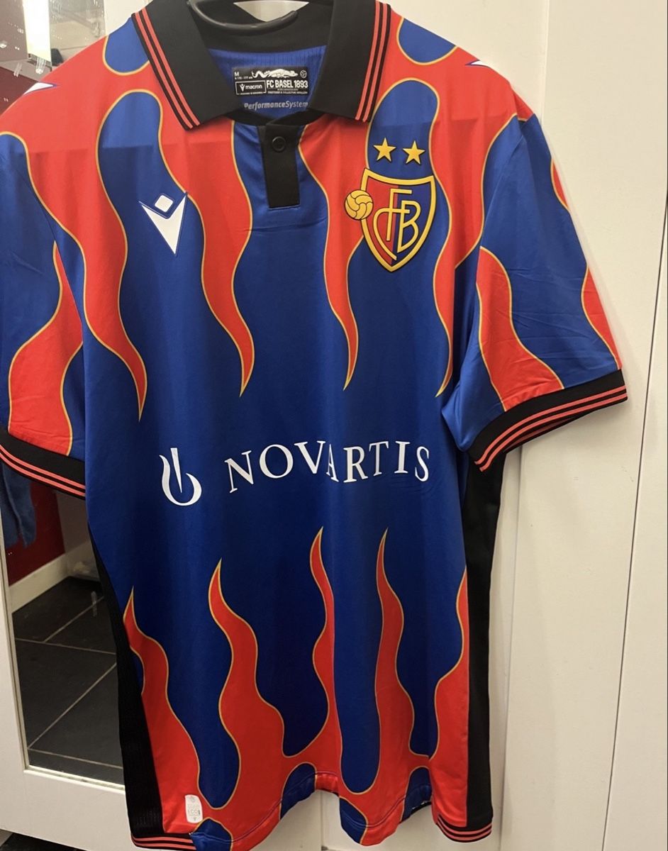 Leibchen & Hosen: Fc Basel Flammeshirt Shaqiri – Gebraucht aus Basel von kleinerprinz