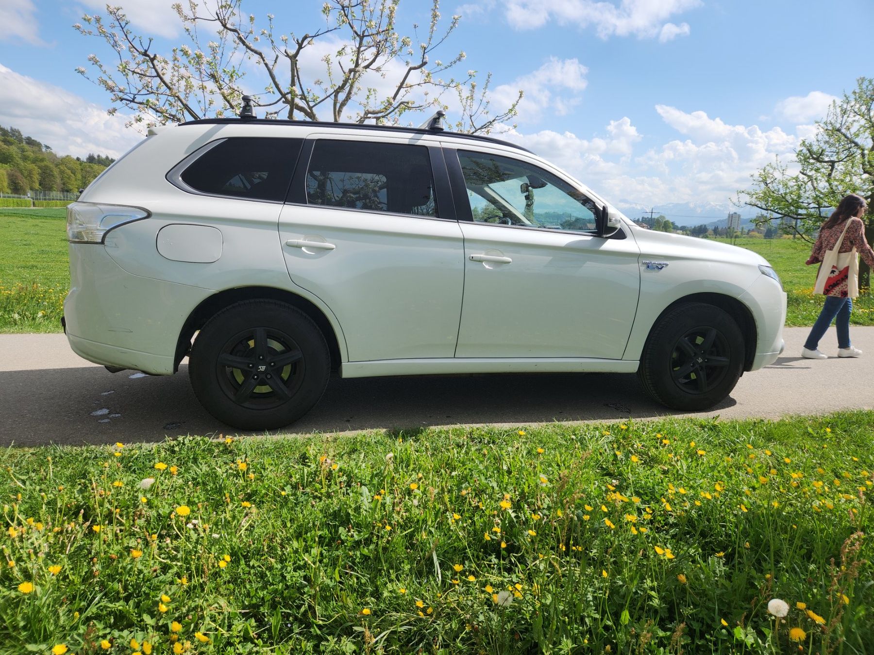 Mitsubishi Automobili: Mitsubishi Outlander PHEV – Usato da Ostermundigen venduto da wasco71 3