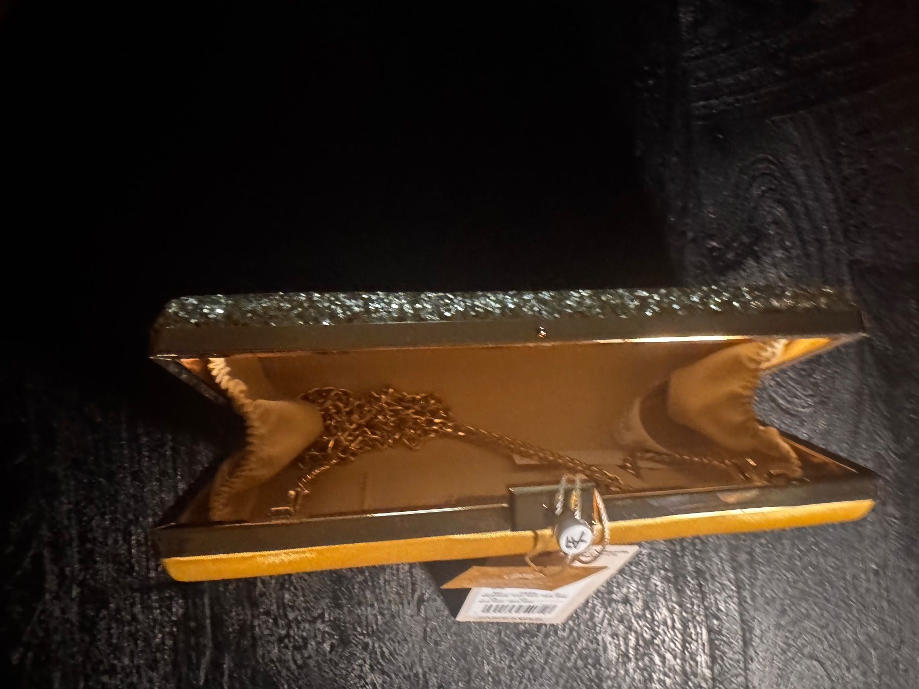 Borse da donna: Clutch Gold – Nuovo (secondo la descrizione) da Rubigen venduto da fed_w2zp 1