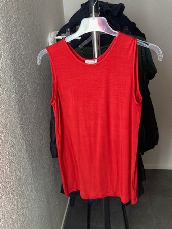 rotes Shirt von Reichart Gr. 36-38 aus Viskose