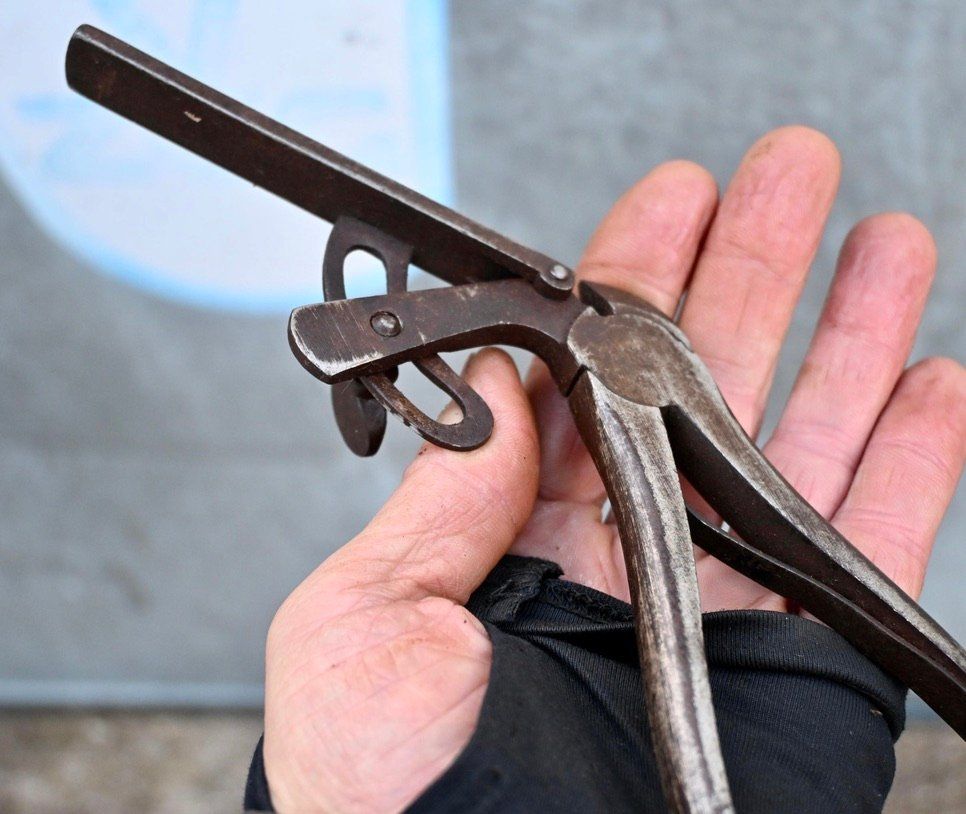 Alle Werkzeuge: antike Schränkzange oder Sägezahn-Setzer – Gebraucht aus Pfaffhausen von mono_rec 7