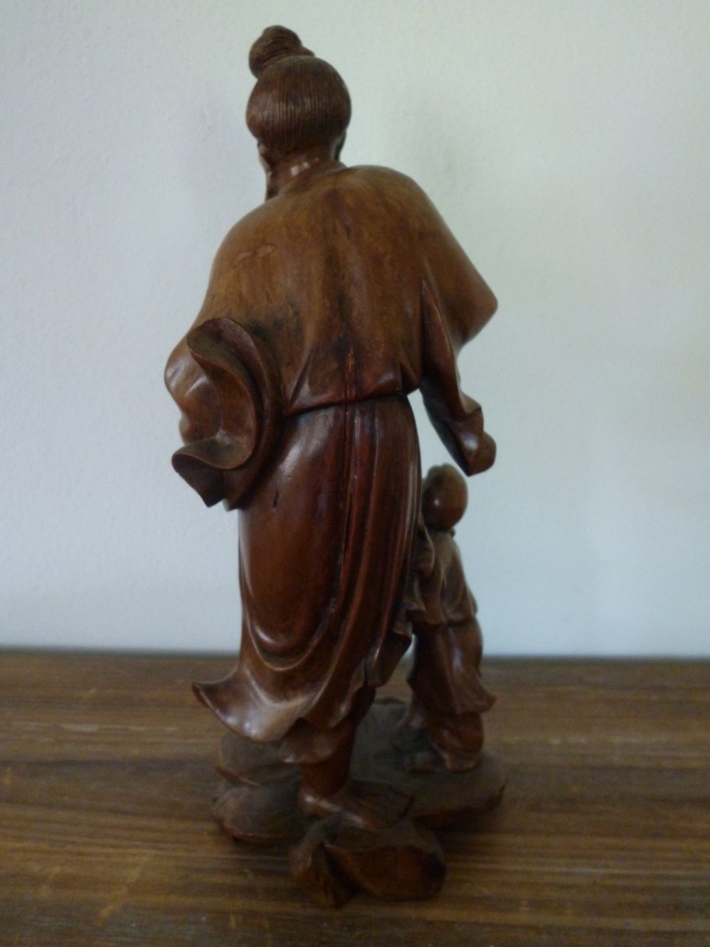 Sculptures & Statues: geschnitzte Holzfigur Mann mit Kind  chinesische Kunst – D'occasion à Dättlikon par Mamakuga 4