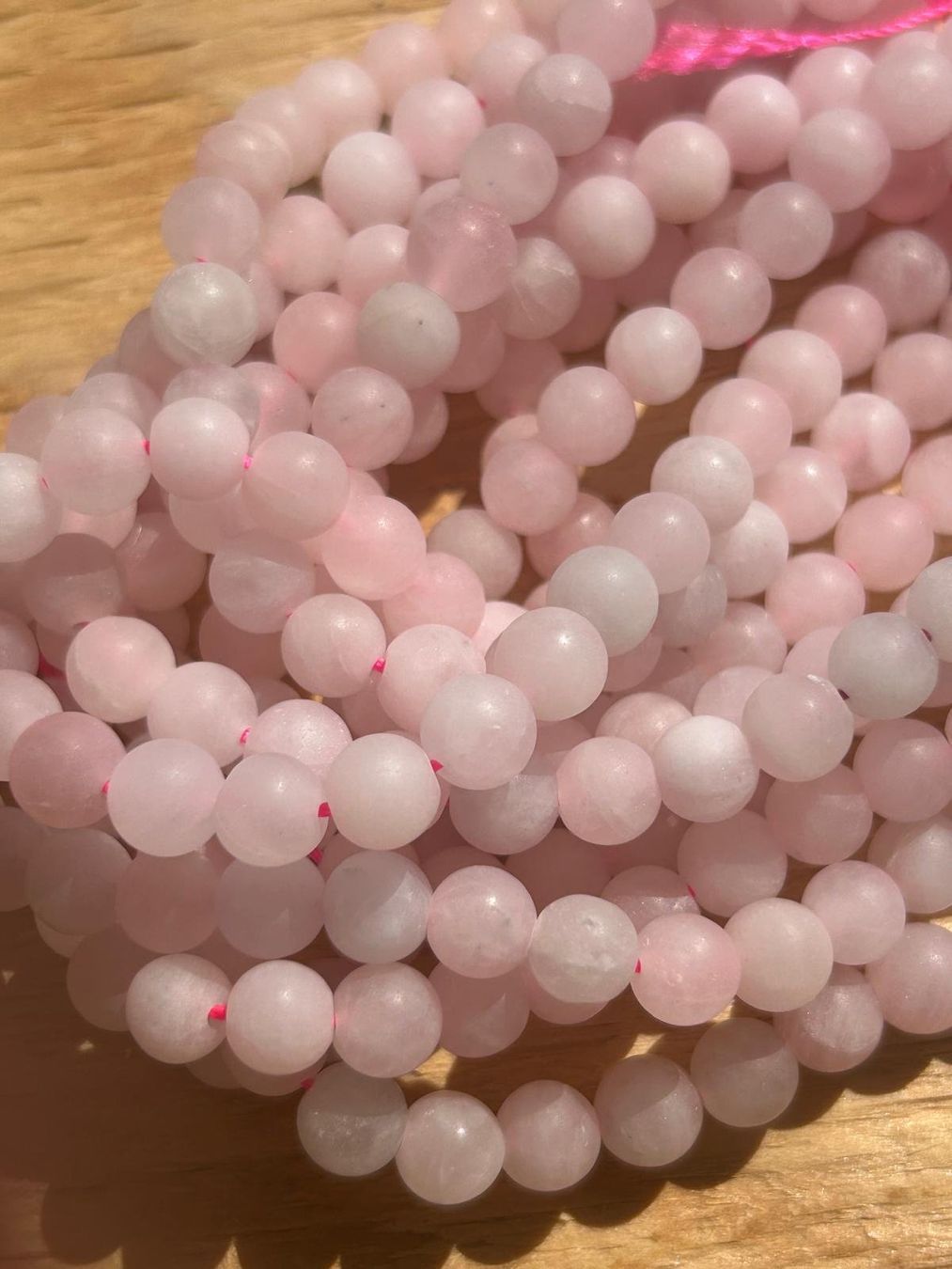 Pietre preziose: Strang echte matte Rosenquarz beads 6 mm – Nuovo e nell'imballaggio originale da Niederrohrdorf venduto da Ytobi 1