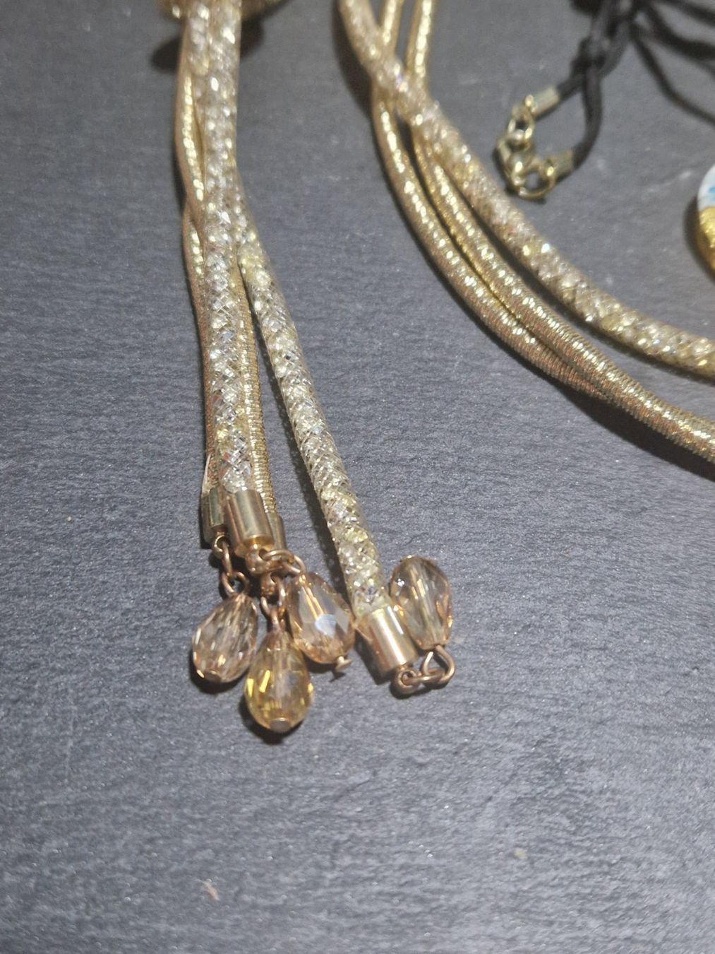 Altri gioielli: Diverse Modeschmuck Ketten – Usato da Winterthur venduto da Sadega 4