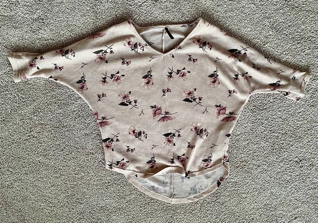 Top: Blumen in Summer Gr. S – Usato da Herisau venduto da Ciaoschein 1