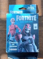 15 paquets de panini fortnite avec sa boîte 