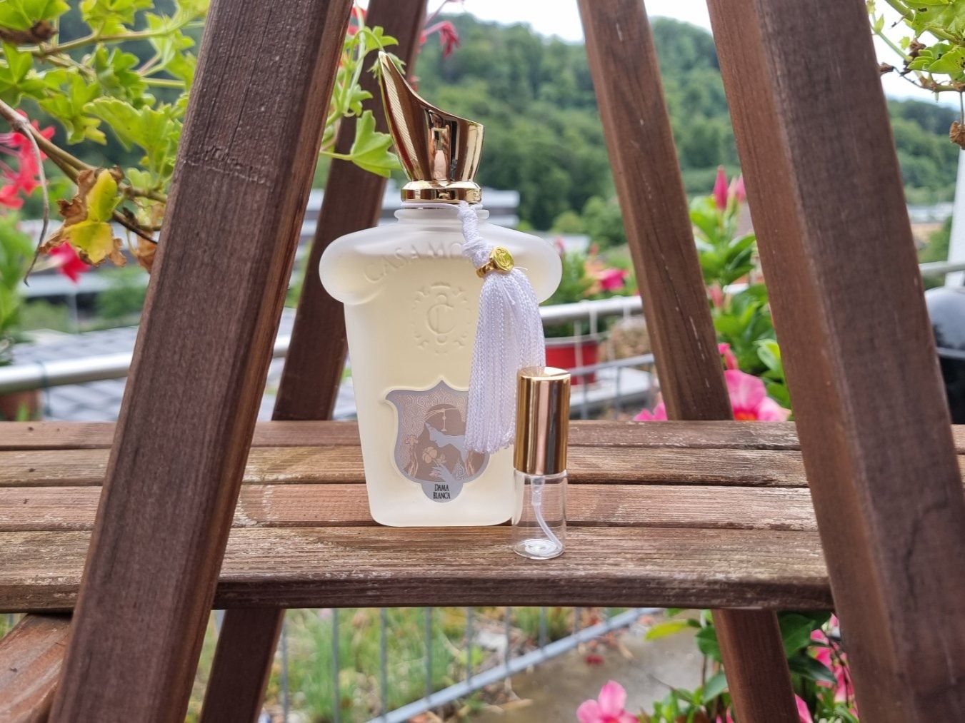 Xerjoff Profumi & Eau de Toilette: Xerjoff - Dama Bianca - 5ml – Nuovo (secondo la descrizione) da Winterthur venduto da FragranceLUXE