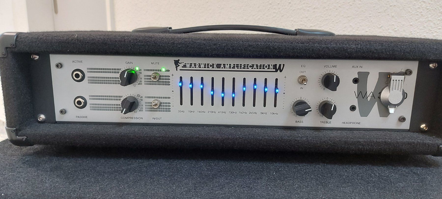 Amplificatori: Bass Amp Bundle Warwick WA 300 ,Warwick WCA 115 PRO – Usato da Glattbrugg venduto da Swissmusik 2