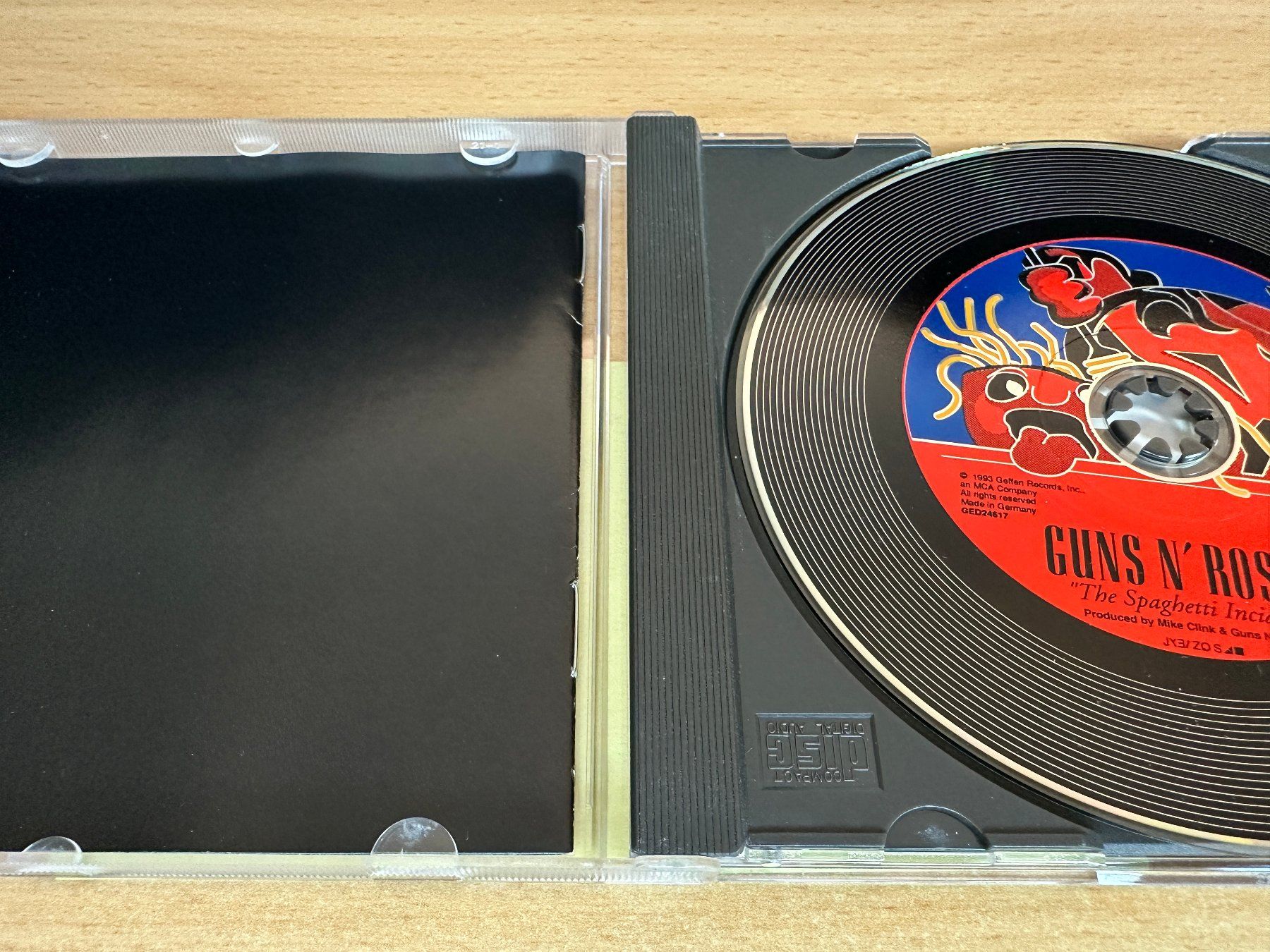 CD: Guns N' Roses – "The Spaghetti Incident?" – Usato da Rikon im Tösstal venduto da Alpenmutz 2