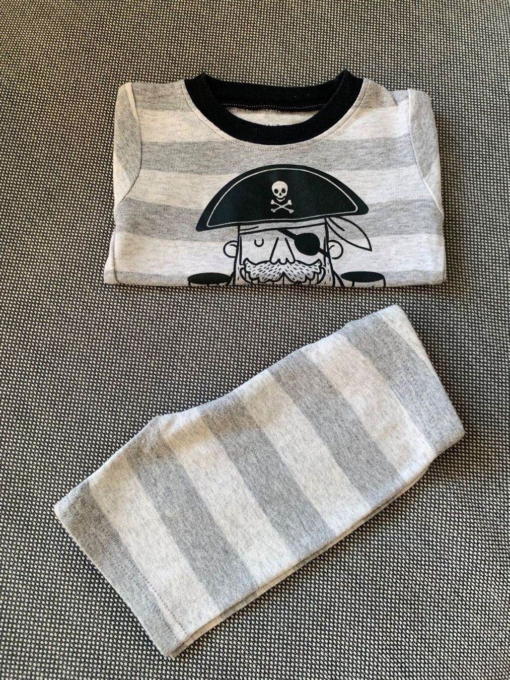 Carter's Pigiama & Simili: Carter's Pyjama 9 Monate – Usato da Birmensdorf ZH venduto da eva.bari