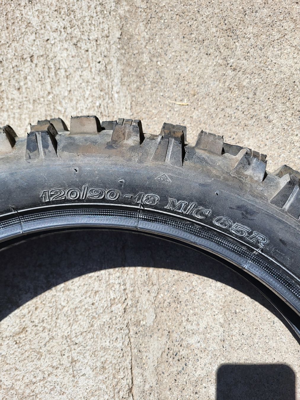 Pneumatici & Ruote complete: Pneu 120/90-18 M/C 65 R – Usato da Oberdiessbach venduto da chr_h728 1