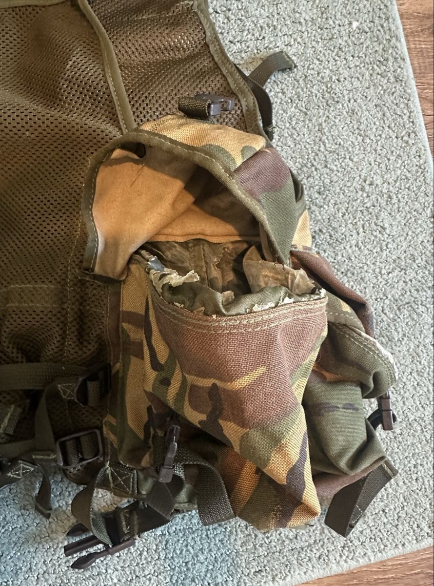 Schweizer Armee Uniformen: Schweizer Militär original Weste – Gebraucht aus Kloten von tim_ydc7 3