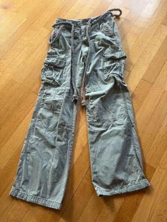 Hosen Cargohose Damenhose Grösse 34 Olivgrün