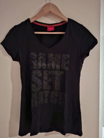 Schwarzes Sommer T-Shirt, Grösse 38, neuwertig, bequem