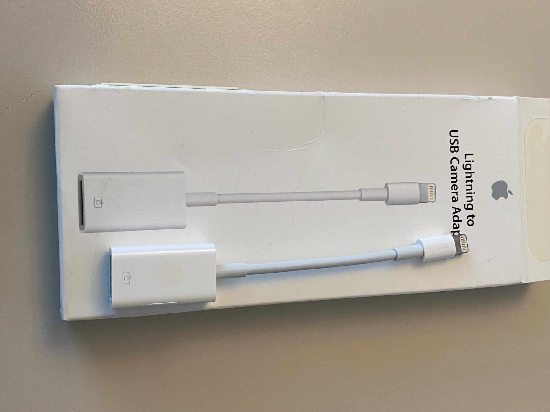 Apple Laufwerke & Adapter: Apple Lightning to USB Camera Adapter MD821ZM/A – Gebraucht aus obfelden von garenipa 2
