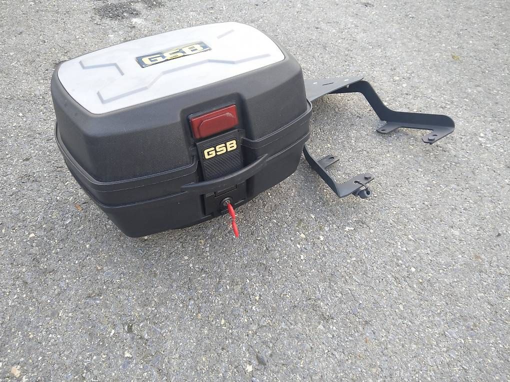Topcase: Motorradkoffer, Topcase zu Roller – Usato da Susten venduto da Pingu6991 1