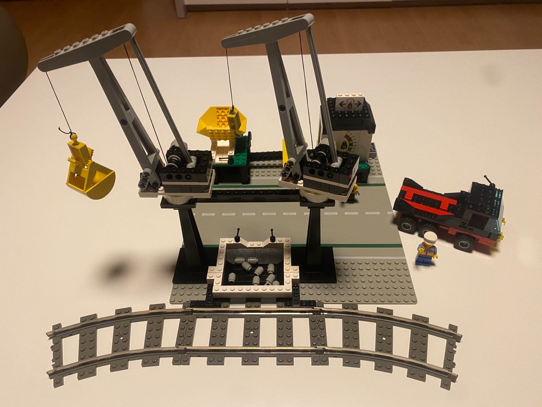 Lego Giocattoli: LEGO - EISENBAHN - GÜTERVERLADESTATION – Usato da Gelterkinden venduto da ajdt4