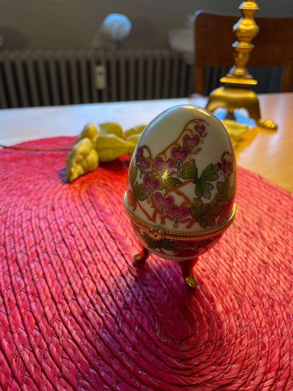 Tutte le decorazioni: Porzellan Ei – Usato da Basel venduto da Cynthiasanchez 2